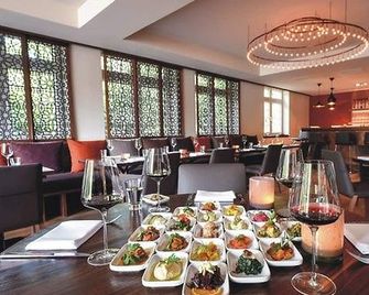 Boutique Hotel Poppenbütteler Hof - Hamburgo
