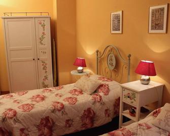 Casa Vacanza Fontana Del Delfino - Bergamo - Bedroom