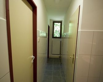 Na samote U Vcelina - Vranov nad Dyji - Pasillo