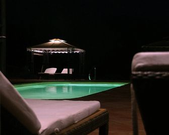 Mas Duc - Bruñola - Piscina