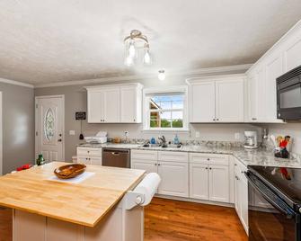Perfect Guntersville Retreat Near Tennessee River! - Guntersville - Keuken