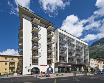 Hotel Piz St. Moritz - סט. מוריץ - בניין