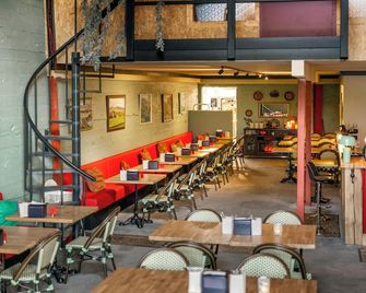 The Fox Hostel - Borgarnes - Restaurant