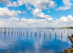 Serenity On The Bay - Fairhope - Strand