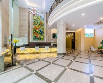 Xiashang Yiting Business Hotel (Xiamen Railway Station Wenzao Metro Station Branch) - Xiamen - Lobby