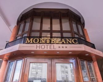 Mont Blanc - Pradollano - Gebäude