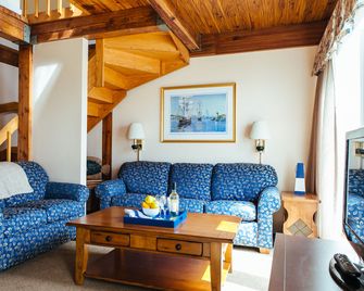 Newport Bay Club and Hotel - Newport - Sala de estar