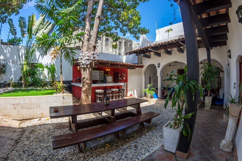 Island Life Hostel - Santo Domingo - Patio