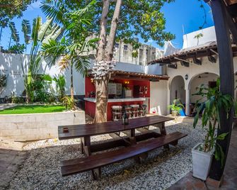 Island Life Hostel - Santo Domingo - Patio