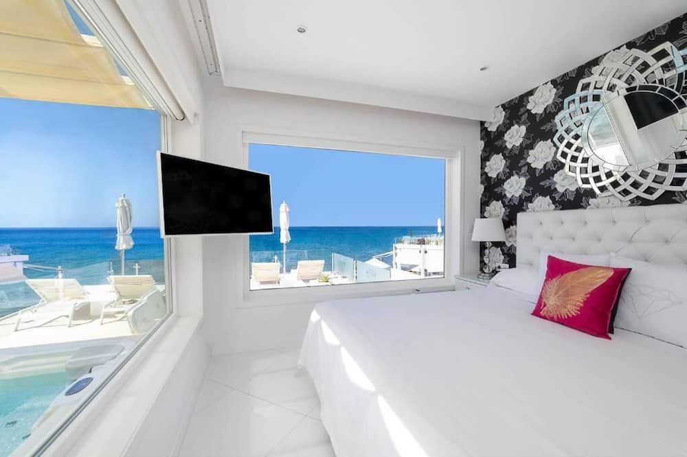 Lani's Suites de Luxe - Adults Only - Puerto del Carmen - חדר שינה