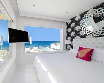 Lani's Suites de Luxe - Adults Only - Puerto del Carmen - Soveværelse