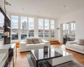 10-12 Personen - Luxus Penthouse Leipzig Zentrum - Thomaskirche - Leipzig - Salon