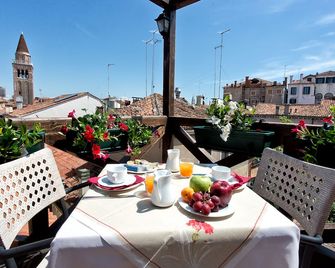 Ca' San Polo - Ferretti Hotels Collection - Veneza - Varanda