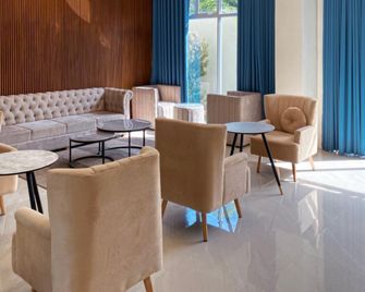 Vanyard Hotel - Kalibo - Lounge