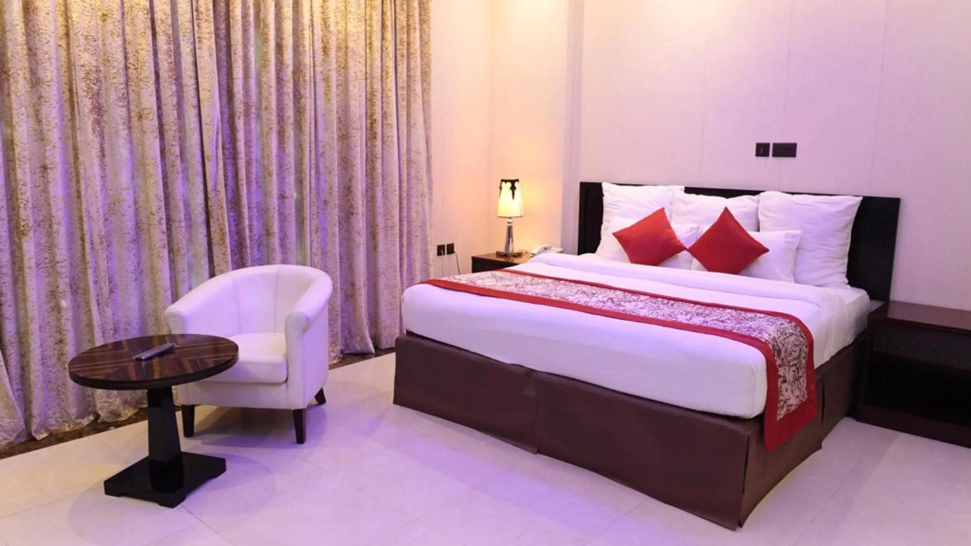 Ista Suites Seef