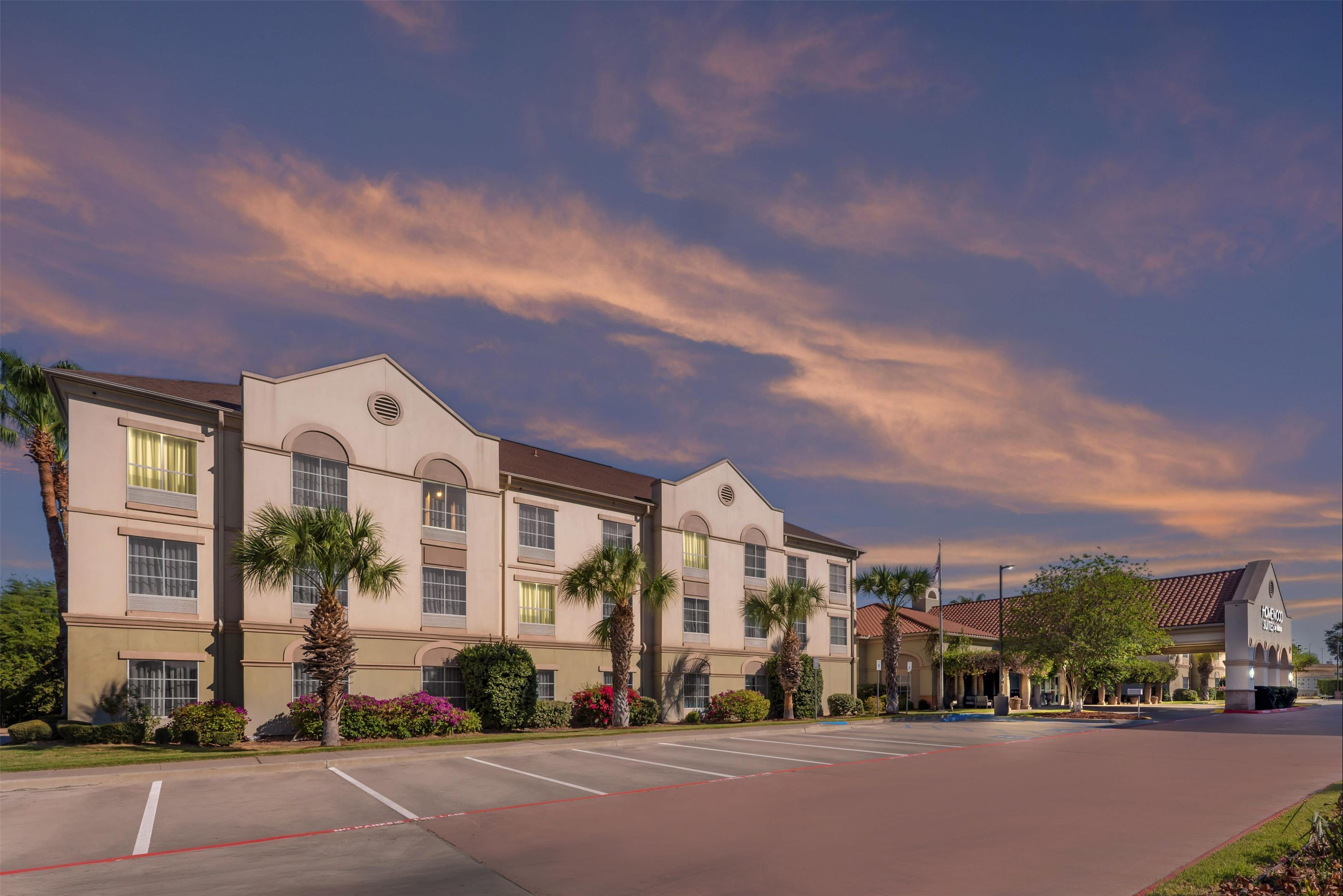 Homewood Suites by Hilton Laredo at Mall del Norte - Laredo - Edifício