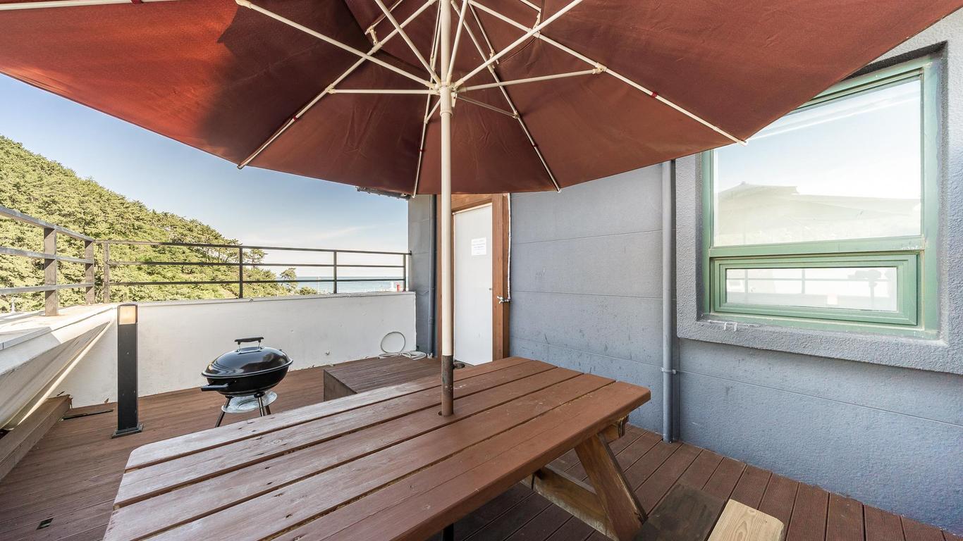 هوتل دايز ٕيه