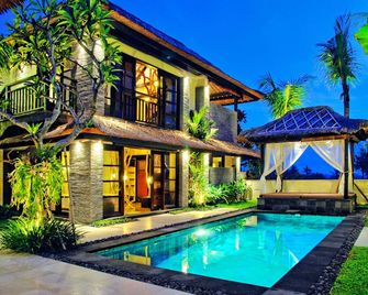 The Zala Villa - North Kuta - בריכה