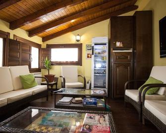 La Casa de Lucas - Clavijo - Sala de estar