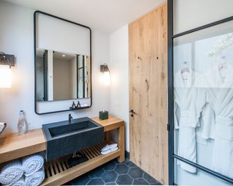 Cinco Rodavento - Valle de Bravo - Baño