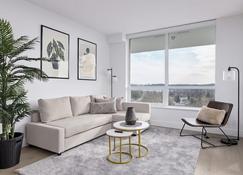 Luxury Oceanfront 1BR condo at Lions Gate - North Vancouver - Living room