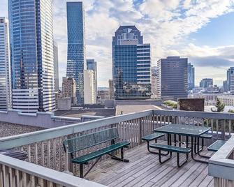 Elegant, Dog-Friendly Condo w/ Unparalleled Views and Shared Deck - Seattle - Balcó