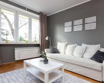 Saska Kepa Modern Apartment - Warsaw - Living room