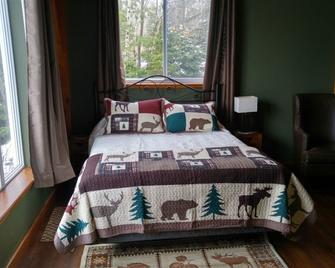 Strong Timbers Bnb - Kingsclear - Bedroom