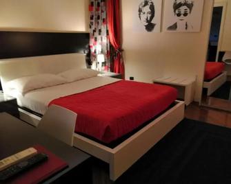 Hotel L' Orto degli Otelli - Frosinone - Slaapkamer