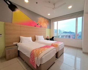 Ginger Noida City Center - Noida - Habitación