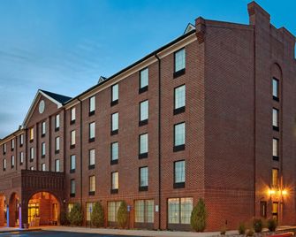 Holiday Inn Express Harrisburg East - Hershey Area By IHG - האריסברג - בניין