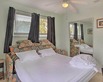Pet-Friendly Jensen Beach Home with Yard Near Ocean! - Jensen Beach - Habitación