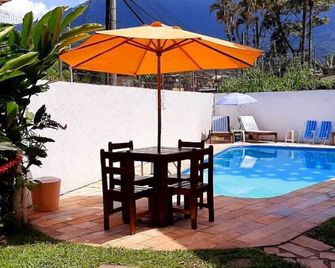Villa Garden - Suites - Maresias - Bazén
