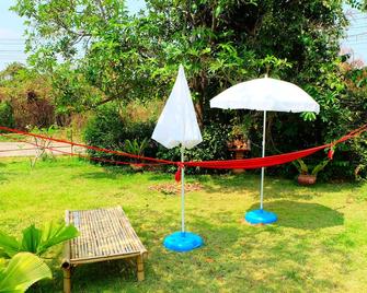 Villa Franjipani Maerim - Mae Rim - Patio