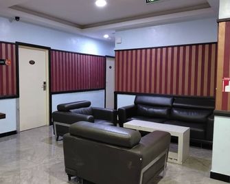 4orty Inn - Bintulu