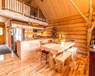 Chalet bois rond aux paysages uniques avec Spa ! - Lac-aux-Sables - Cocina