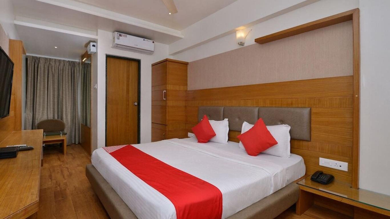 OYO 9520 Hotel Aqua City