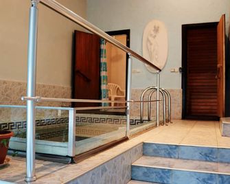 Casanova Inn - Boutique Hotel - Dilidschan - Aufgang