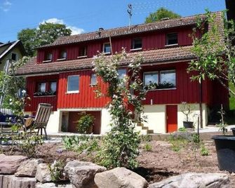 Ferienhaus-Elfi - Eisenbach - Edificio