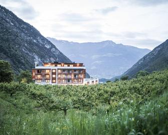 Hotel Burgaunerhof - Martell - Building