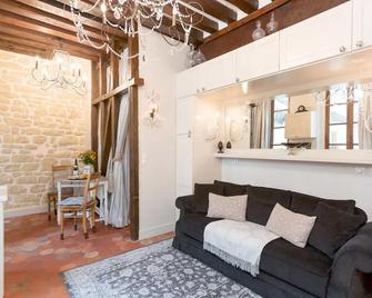 Le Diamant En Isle - Ile Saint Louis - Paris - Living room