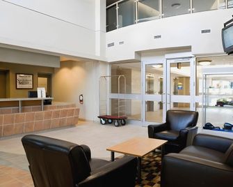 Residence & Conference Centre - Barrie - Barrie - Lobby