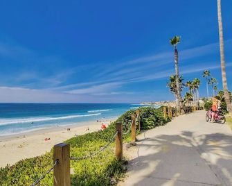 RemodeledSea Senora: Oceanfront penthouse+parking! - 聖地亞哥 - 海灘