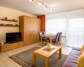Apartment A705 by Interhome - Lahnstein - Wohnzimmer