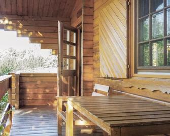 Cozy home in Schlitz-Rimbach with kitchen - Niederjossa - Balcón