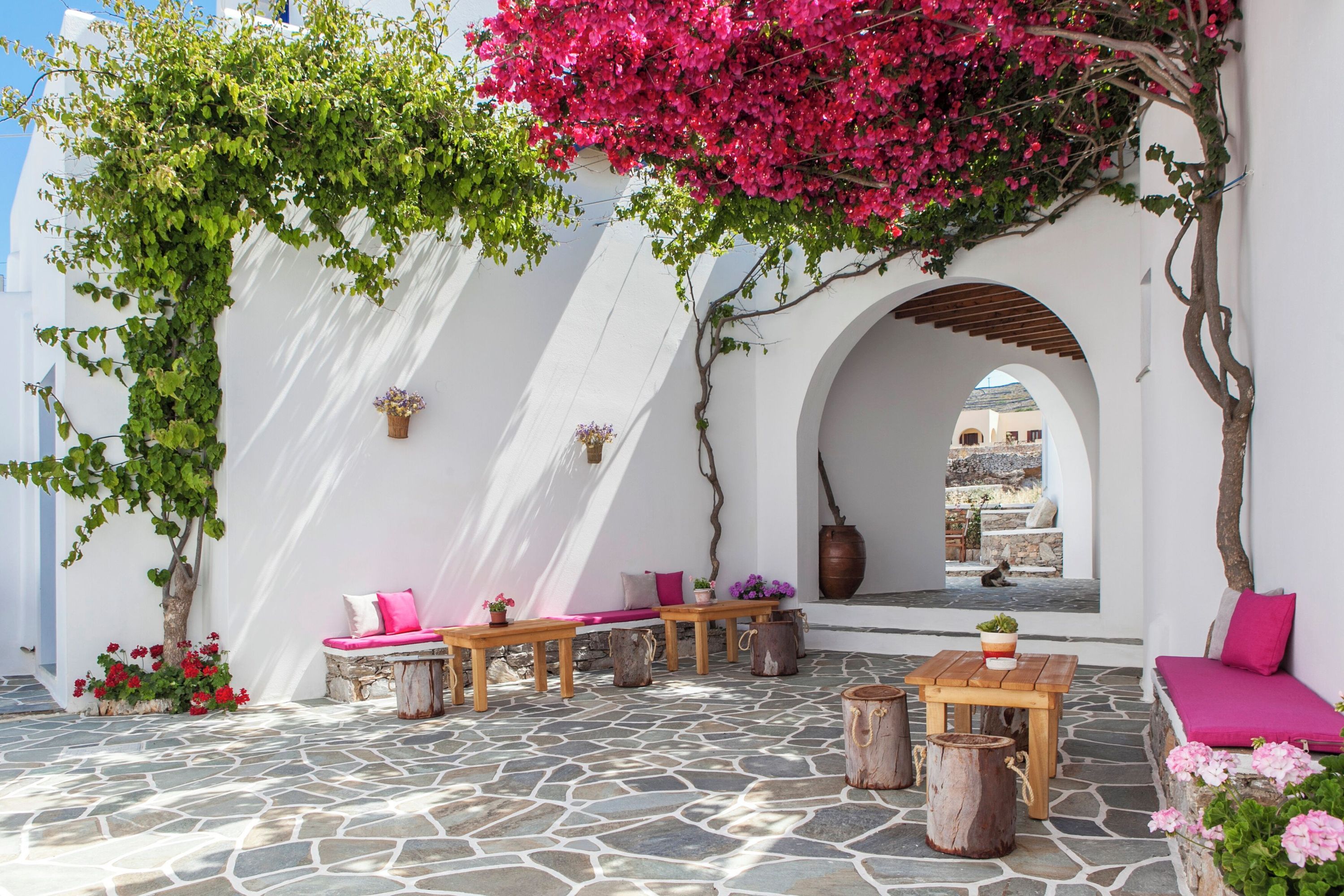Aegeo Hotel - Folegandros - Patio