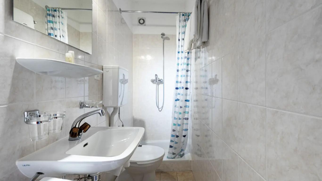 هوتل أتلانتيكو