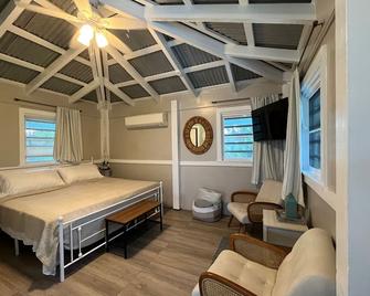 Oceanfront Hidden Gem of the East End! - Christiansted - Chambre