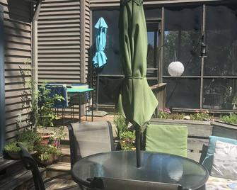 Taughannock rental - right side - Trumansburg - Patio