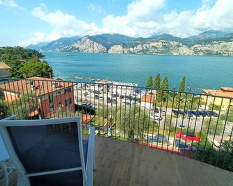 Hotel Capri - Malcesine - Balkon